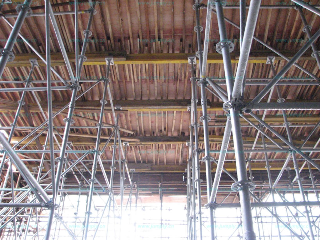 建筑腳手架的搭建需要注意到哪些細(xì)節(jié)問(wèn)題？